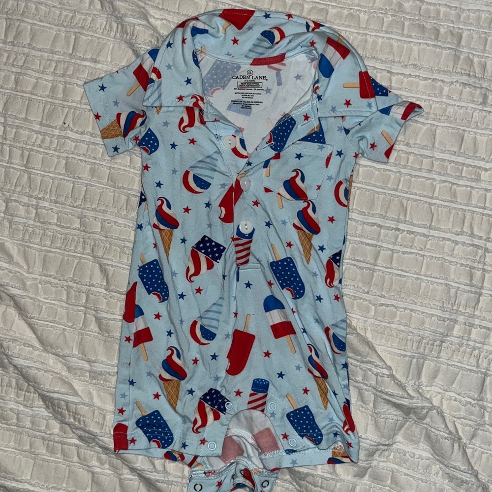 Caden lane patriotic bamboo romper 6-12 m